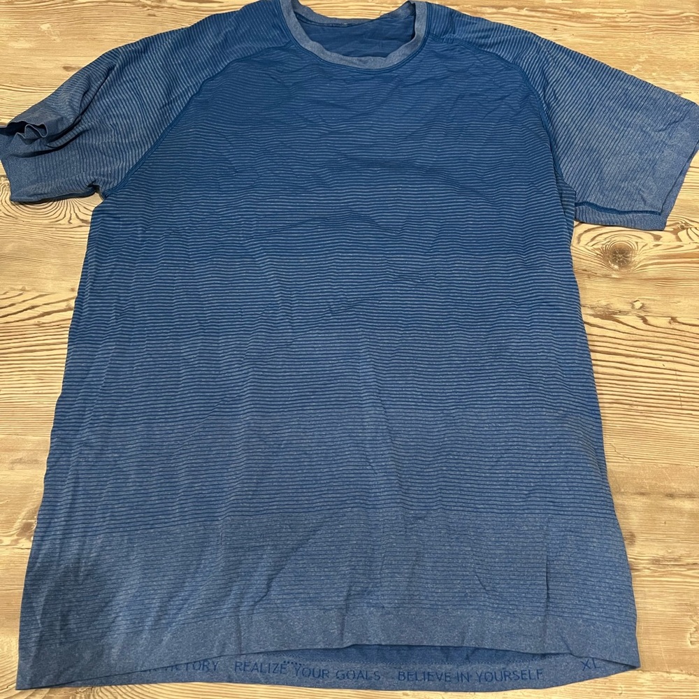 Lulu blue striped tee